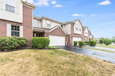 2768 Blakely Lane #2768, Naperville, IL 60540 - Photo 2
