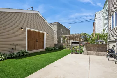 5010 N Major Avenue, Chicago, IL 60630 - Photo 30