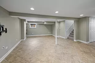 948 N Salem Ave, Arlington Heights, IL 60004 - Photo 22