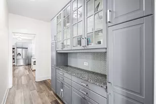 1140 E Hyde Park Blvd, Chicago, IL 60615 - Photo 6
