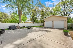 311 W North Ave, Bartlett, IL 60103 - Photo 32
