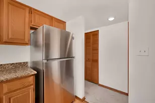 1466 Root St, Crest Hill, IL 60435 - Photo 16