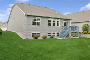 6275 Doral Dr, Gurnee, IL 60031 - Photo 20