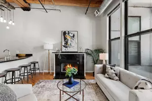 1243 S Wabash Ave, Chicago, IL 60605 - Photo 2