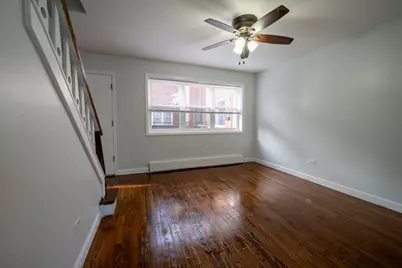 6911 N Ridge Boulevard, Chicago, IL 60645 - Photo 8