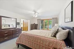 1628 Country Squire Dr, Geneva, IL 60134 - Photo 24
