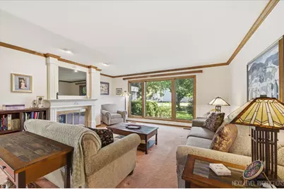1628 Country Squire Drive, Geneva, IL 60134 - Photo 6