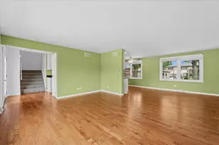 17718 65th Ave, Tinley Park, IL 60477 - Photo 4