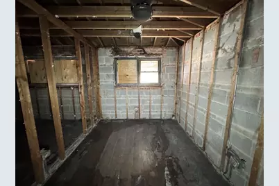 9633 S Princeton Avenue, Chicago, IL 60628 - Photo 8