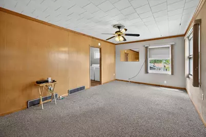 199 E Wilson Avenue, Machesney Park, IL 61115 - Photo 6