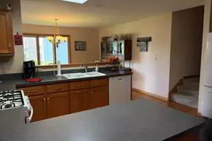 16404 Shawnee Dr, Lockport, IL 60441 - Photo 6
