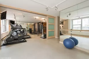 777 N Michigan Ave, Chicago, IL 60611 - Photo 22