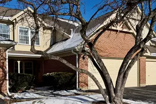 2350 County Farm Ln, Schaumburg, IL 60194 - Photo 2