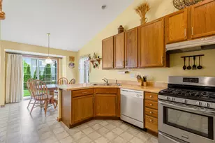 9231 Durham Dr, Huntley, IL 60142 - Photo 6
