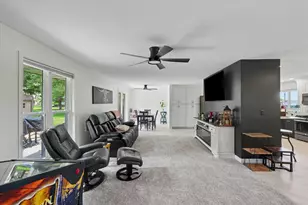 518 E South Ct St, Chatsworth, IL 60921 - Photo 10
