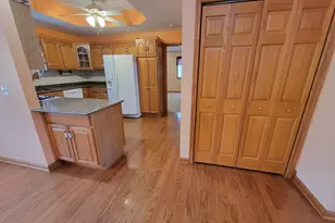 312 Kain St, Ottawa, IL 61350 - Photo 20