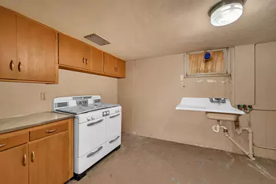 627 E Main Street, Morris, IL 60450 - Photo 24