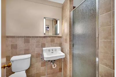627 E Main Street, Morris, IL 60450 - Photo 18