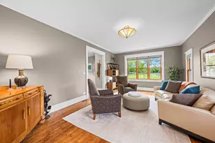 304 S Mitchell Ave, Arlington Heights, IL 60005 - Photo 6