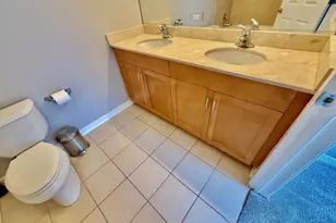 1138 W Washburne Ave, Chicago, IL 60608 - Photo 12