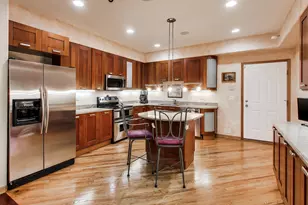 1784 Chestnut Ave, Glenview, IL 60025 - Photo 6
