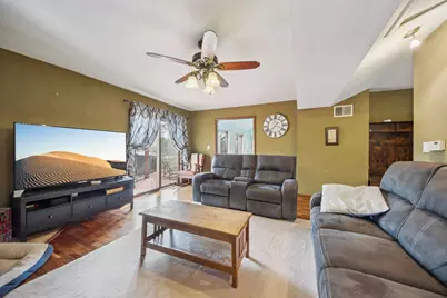 27884 W Riverside Drive, Antioch, IL 60002 - Photo 4