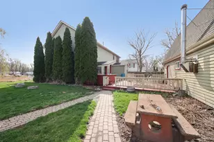 27884 W Riverside Dr, Antioch, IL 60002 - Photo 30