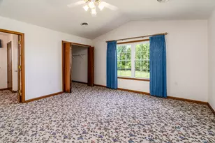 3206 Cherokee Dr, Marion, IL 62959 - Photo 14