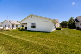 3206 Cherokee Dr, Marion, IL 62959 - Photo 24