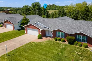 3206 Cherokee Dr, Marion, IL 62959 - Photo 32
