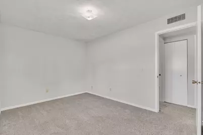 1249 48th Avenue #16, East Moline, IL 61244 - Photo 16