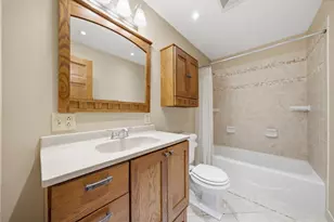 737 Wendall Ave, West Chicago, IL 60185 - Photo 14