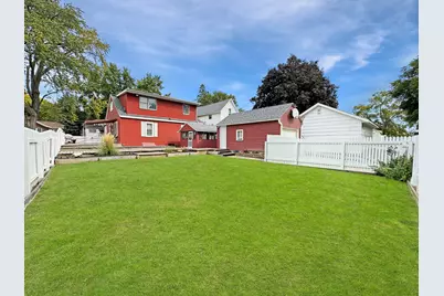 1245 W Harrison Street, Freeport, IL 61032 - Photo 2