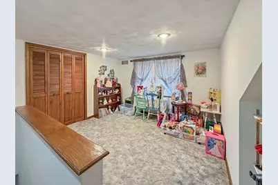 1245 W Harrison Street, Freeport, IL 61032 - Photo 16