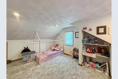 1245 W Harrison Street, Freeport, IL 61032 - Photo 20