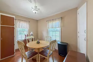 1245 W Harrison St, Freeport, IL 61032 - Photo 8