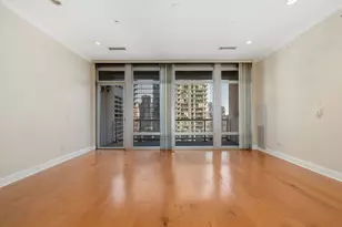 333 N Canal St, Chicago, IL 60606 - Photo 4