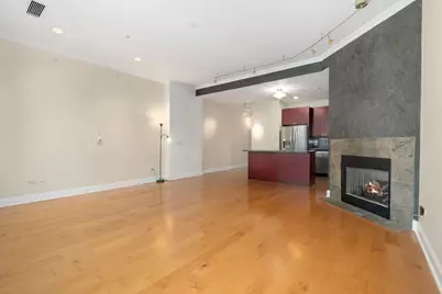 333 N Canal Street #1403, Chicago, IL 60606 - Photo 6