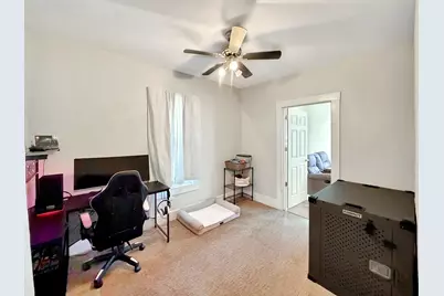 1258 S Blackhawk Avenue, Freeport, IL 61032 - Photo 14