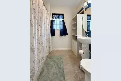 1258 S Blackhawk Avenue, Freeport, IL 61032 - Photo 20