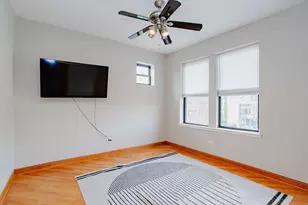 1001 N Campbell Ave, Chicago, IL 60622 - Photo 10