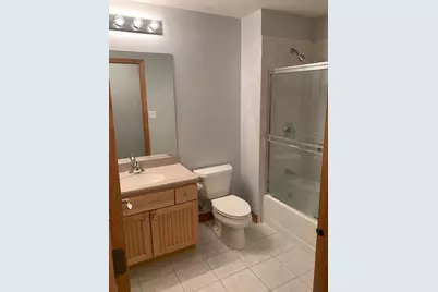 101 Pointe Drive #102, Northbrook, IL 60062 - Photo 4
