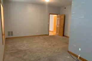 101 Pointe Dr, Northbrook, IL 60062 - Photo 26