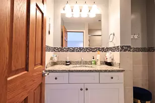 38 Ct of Greenway, Northbrook, IL 60062 - Photo 18