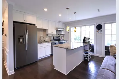 38 Ct Of Greenway, Northbrook, IL 60062 - Photo 8