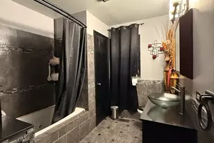 1221 Sunset Dr, Round Lake Beach, IL 60073 - Photo 6
