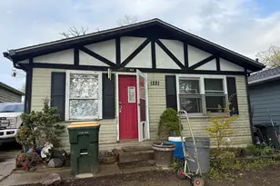 1221 Sunset Dr, Round Lake Beach, IL 60073 - Photo 1