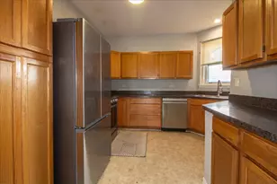 1216 Tennyson Ln, Naperville, IL 60540 - Photo 10