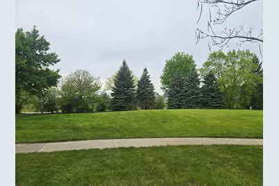 10 Covington Court, Algonquin, IL 60102 - Photo 4