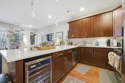 2114 W Rice Street #3, Chicago, IL 60622 - Photo 2